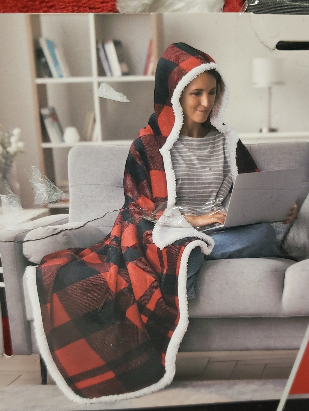 COLEMAN NIP Buffalo Plaid Oversized Reversible Wearable Sherpa Throw  - 65" ×48"